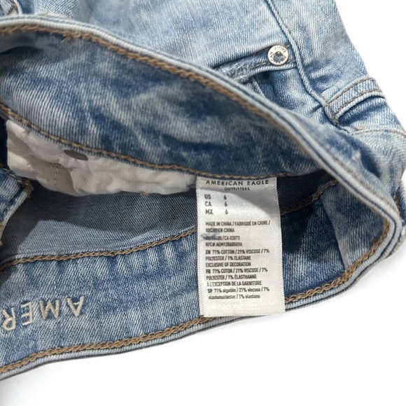 AE Stretch Ripped Denim Perfect Shortie 6 - Picture 3 of 9